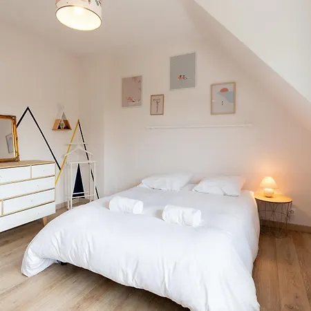 Διαμέρισμα Maison Familiale - Spacieuse - Wifi - Parking